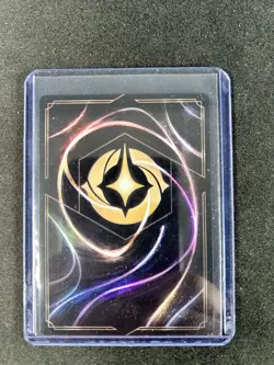Shield Of Virtue 135/204 Uncommon Foil The First Chapter Disney Lorcana NM - Image 2