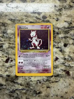 Pokemon TCG Base Set Mewtwo 10/102 Rare Holographic - Image 1