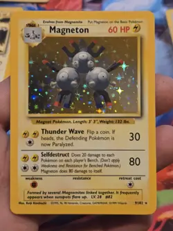 Pokemon TCG Magneton Base Set 9/102 Holo 1999-2000 Wizards Base Set - Image 1