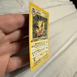 Jolteon 04/64 Pokemon Jungle Holo 1st Edition - Image 3