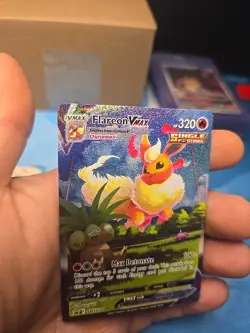 Flareon VMAX SWSH180 SWSH: Sword & Shield Promo Cards Holo - Image 5