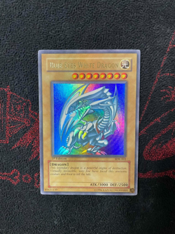 Yugioh - Blue-Eyes White Dragon (SDK-001) - Starter Deck: Kaiba 1st Edition NM - Image 1