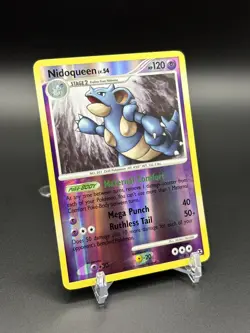 Pokemon card Nidoqueen - 30/111 - Rare Reverse Holo Platinum: Rising Rivals - Image 1