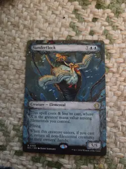 Sunderflock (Showcase) Lorwyn Eclipsed Regular - Image 1