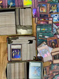 MASSIVE 90'S YUGIOH CARD LOT - Image 3