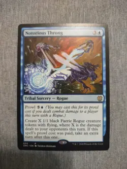 Notorious Throng Commander: Zendikar Rising Regular - Image 1