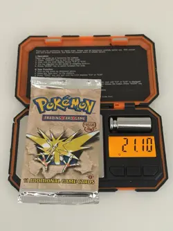 1st Edition Fossil Pokemon Booster Pack Zapdos Factory Sealed 21.18g HEAVYU! .2 742818060714 - Image 1