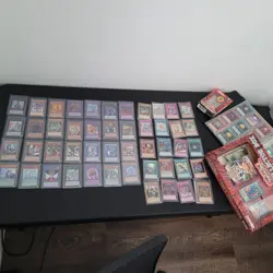 Yugioh Lot Plastic Covers Binder Collector Box Super Starter - Image 1