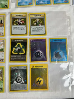 Pokemon Lass 075/102 Trainer Base Set Regular 1999 Wizard - Image 1