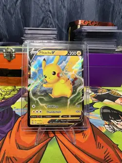 Pokemon TCG Pikachu V Fusion Strike 086/264 Holo Ultra Rare - Image 1