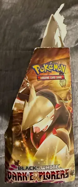 POKEMON : BLACK & WHITE DARK EXPLORERS EMPTY DISPLAY BOX TCG 2012 - Image 2