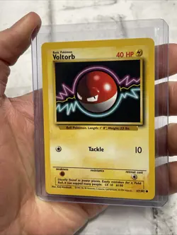 Pokemon TCG Voltorb Base Set 67/102 Regular Unlimited Common Card Vintage Vtg NM - Image 2