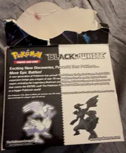 POKEMON : BLACK AND WHITE EMPTY DISPLAY BOX TCG 2011 - Image 4