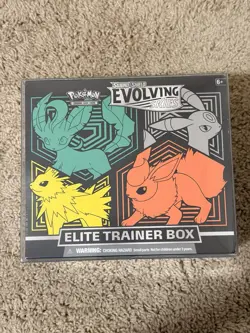 Pokemon TCG Sword & Shield Evolving Skies Elite Trainer Box w Plastic Display - Image 1