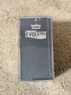 Pokemon TCG Sword & Shield Evolving Skies Elite Trainer Box w Plastic Display - Image 4