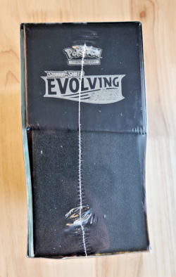 Pokemon TCG: Sword & Shield-Evolving Skies Elite Trainer Box - New/Sealed - Image 3