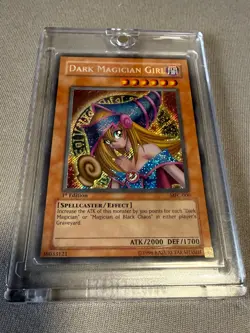 Dark Magician Girl MFC-000, 1st Edition - Secret Rare - english - Yu-Gi-Oh! TCG - Image 1