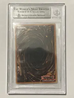 2020 Yugioh Blue Eyes White Dragon MAGO-EN001 Maximum Gold 1st Edition Beckett 9 - Image 2