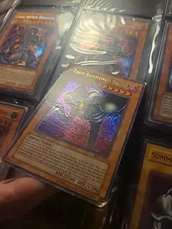 Yugioh Toon Summoned Skull MRL-073 Ultra Rare 1st Edition - Image 2