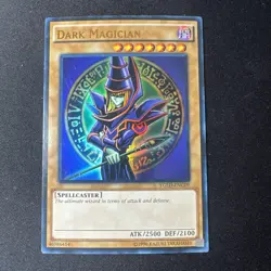 YU-GI-OH! Dark Magician - YGLD-ENC09 - NM-MINT - HOLOFOIL - Image 1
