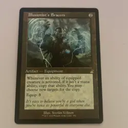 Illusionist's Bracers (Retro Frame) Ravnica Remastered Regular - Image 1