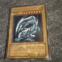Yu-Gi-Oh! TCG Blue-Eyes White Dragon Ultra Rare Unlimited 3000 ATK 2500 DEF - Image 1