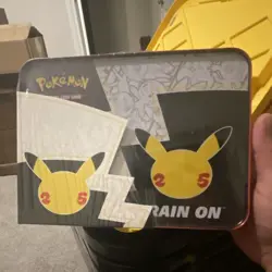 Pokemon TCG Celebrations 25th Anniversary Collector Chest Box Pikachu 210-80941 - Image 2