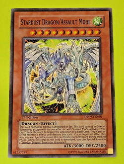 Yu-Gi-Oh Stardust Dragon/Assault Mode 1st Edition Super Rare DP09-EN001 Nm - Image 1