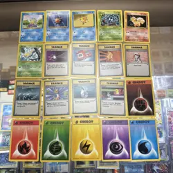 BASE SET Uncommon & Common Set WOTC 45/70 Cards - Image 3