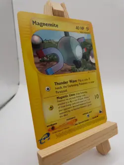 Pokemon Common Card : Magnemite 76/144 ( Skyridge Set) - Image 2