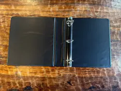 Magic The Gathering MTG Ultra Pro 3 Ring Binder Mana Symbols Maroon/ Purple VTG - Image 3