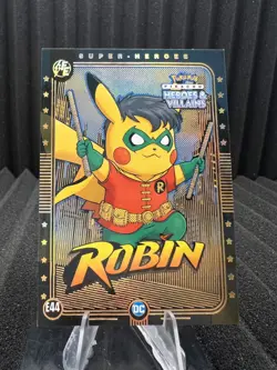 Robin (Pikachu) #E44 - Gold Holo - Heros & Villains Flash Edition Pokemon - Image 1