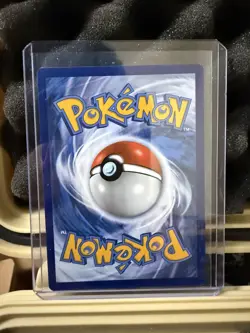 Pokemon Card Pikachu 005/025 Celebrations FULL ART HOLO RARE - NM - Image 2