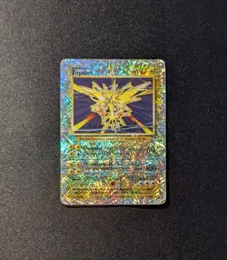 Pokemon LEGENDARY COLLECTION - #19/110 Zapdos - Reverse Holo - ENG - Damaged - Image 3