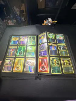 Pokemon TCG Collection Binder NM Vintage, Modern, Evolutions 360+ Cards - Image 4