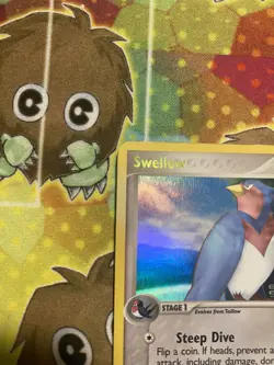 Swellow 32/113 Pokemon Card EX Delta Species Stamped Reverse Holo Foil - Image 2