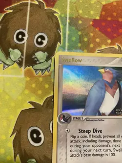 Swellow 32/113 Pokemon Card EX Delta Species Stamped Reverse Holo Foil - Image 3