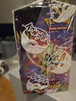 Pokemon Sword & Shield Vivid Voltage Booster Box Factory Sealed 36 Packs (JF44) - Image 4