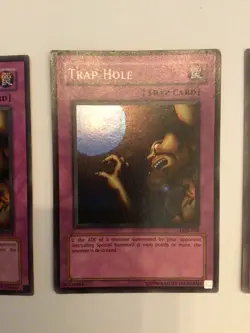 Yugioh! Trap Hole PLAYSET LOB-058 Super Rare LP/MP x3 - Image 4