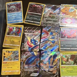 Pokemon Holo & Regular Card Lot 40x Sword & Shield Pokemon GO Dragonite Greninja - Image 1