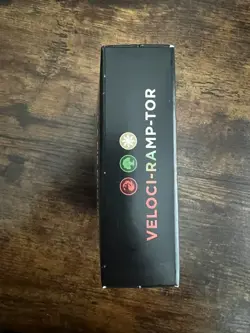 MtG Ixalan Commander Deck - Veloci-Ramp-Tor NEW/SEALED Collector Sample Inside - Image 3