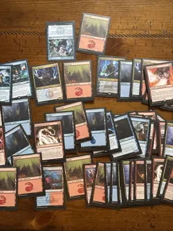 magic the gathering Deck Box Plus Protectors cards included - Image 4