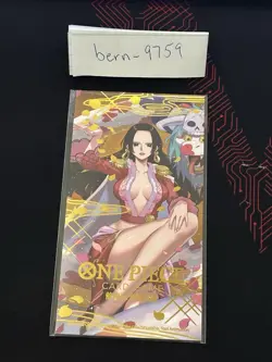 Sealed 2025 One Piece Card Game Chinese New Year Red Packet Boa Hancock P-066 - Image 1