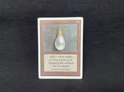 Magic: The Gathering Mox Pearl Power Nine Card Unlimited Edition LP - Image 1