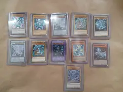 Yugioh Lot of 11 Blue Eyes Dragon Cards - Image 2