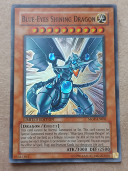 Yugioh Lot of 11 Blue Eyes Dragon Cards - Image 5