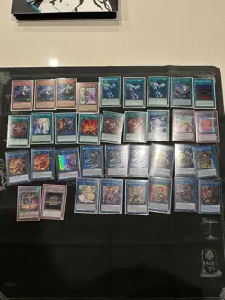 Yu-Gi-Oh! Lot with playsets of staples, deck cores, Mana moon sleeves, and bulk - Image 4