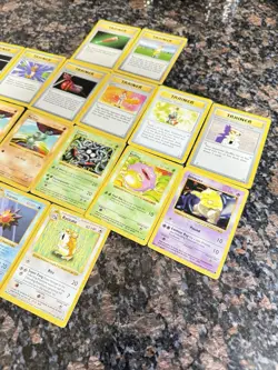 (SHADOWLESS) LOT of Pokemon TCG Base Set cards - Image 3