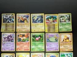 Pokemon Platinum Arceus x20 Bundle (Inc. 4x Holo) 2009 - Image 3
