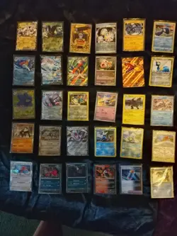 (30) Pokemon TCG Foil/Holo Cards - Bundle Lot - Image 1
